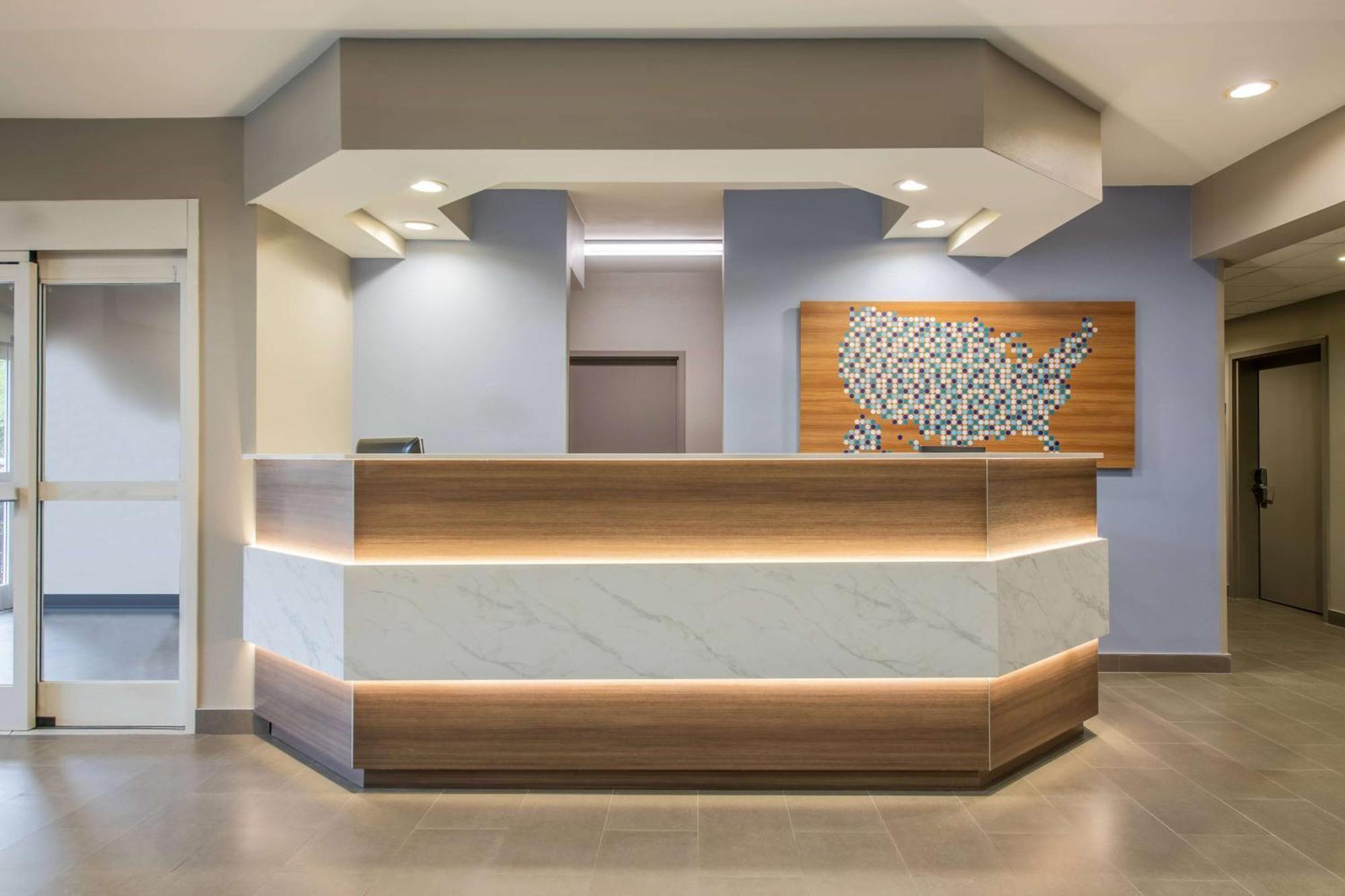 Microtel Inn And Suites By Wyndham Anderson Sc Екстериор снимка